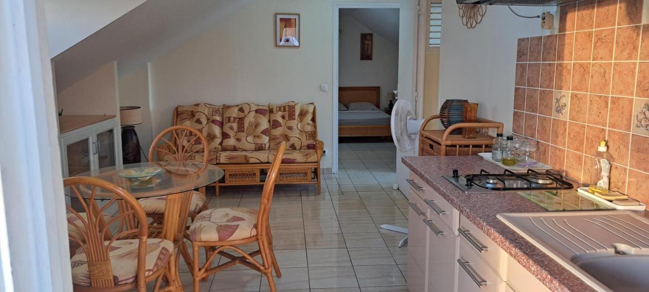 Logement Spacieux Deux Pieces A Baie Mahault ภายนอก รูปภาพ