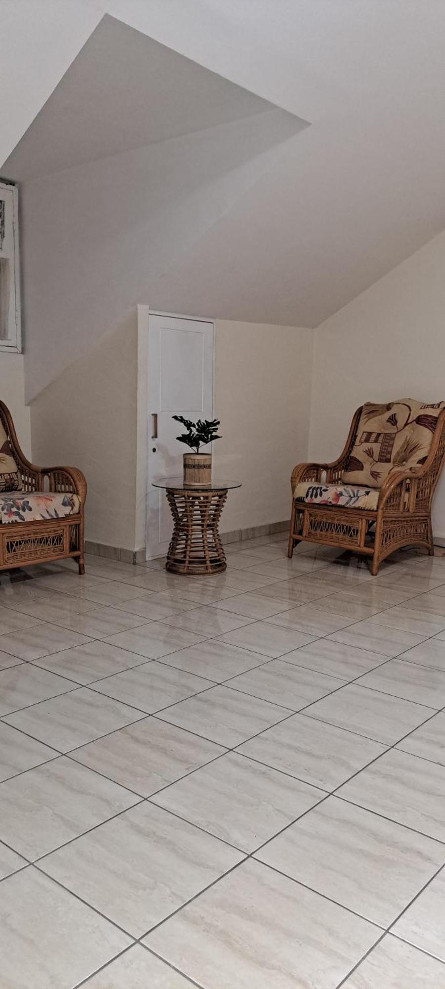 Logement Spacieux Deux Pieces A Baie Mahault ภายนอก รูปภาพ